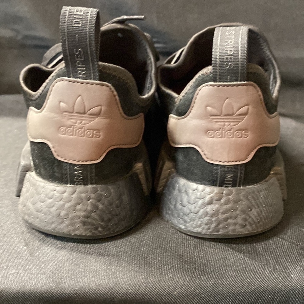 ADIDAS NMD - Picture 3 of 5